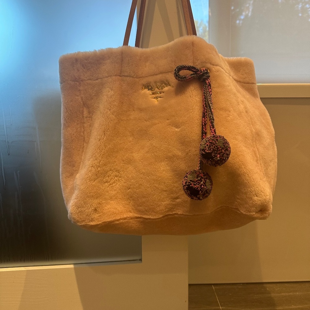 prada light pick shearling tote bag